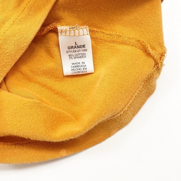 Zenana Outfitters gold short sleeve t-shirt - Picture 4 of 5